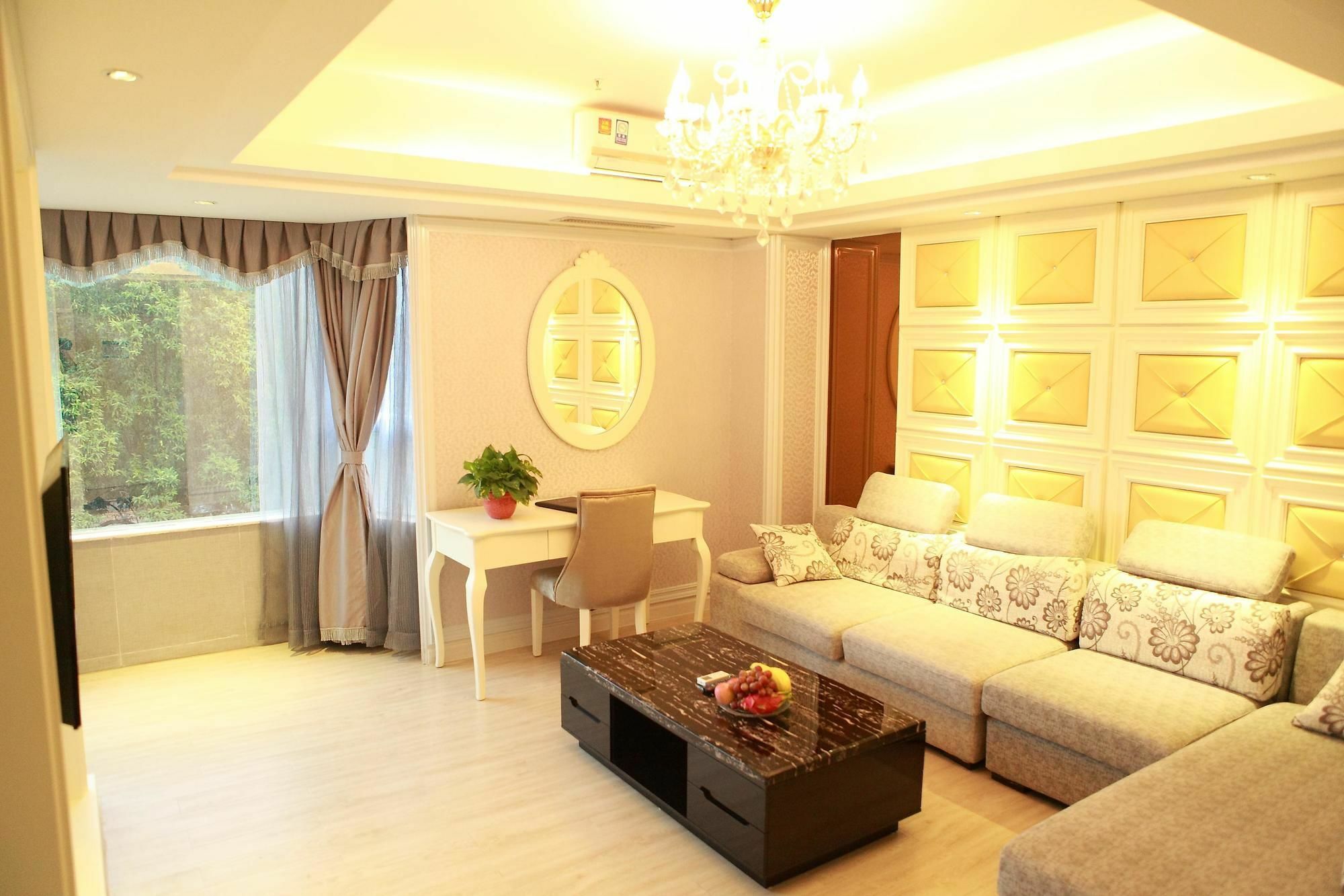 Bluesky Hotel Guangzhou Exterior photo