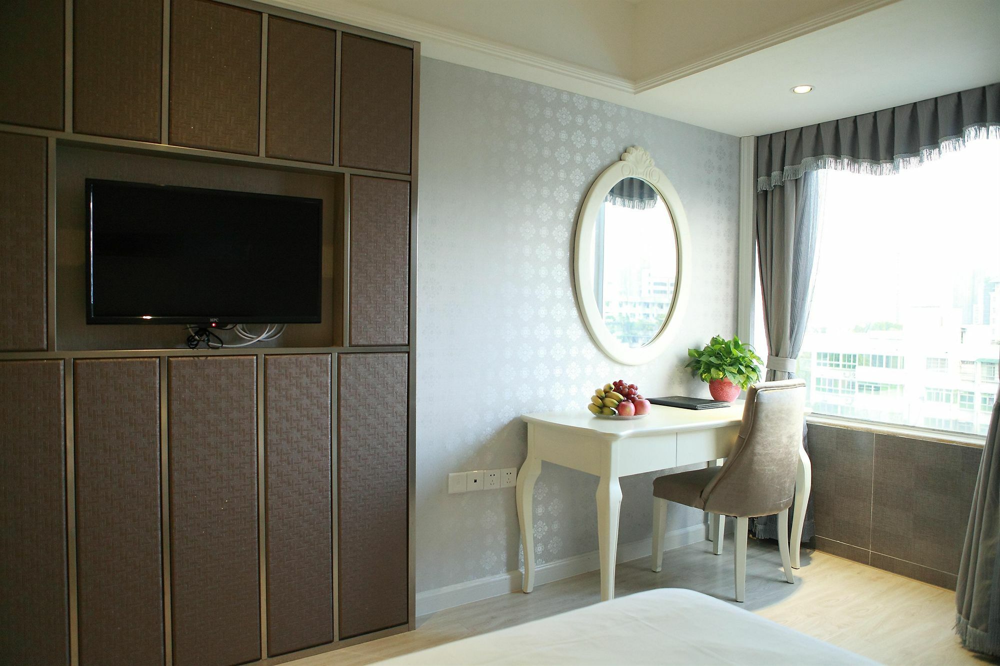 Bluesky Hotel Guangzhou Exterior photo